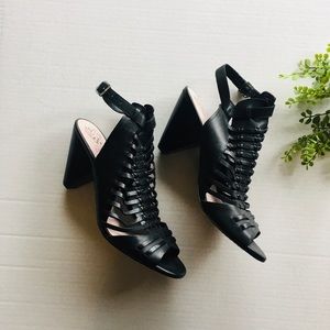 Vince Camuto size 11 triangle heel sexy black strappy sandals
